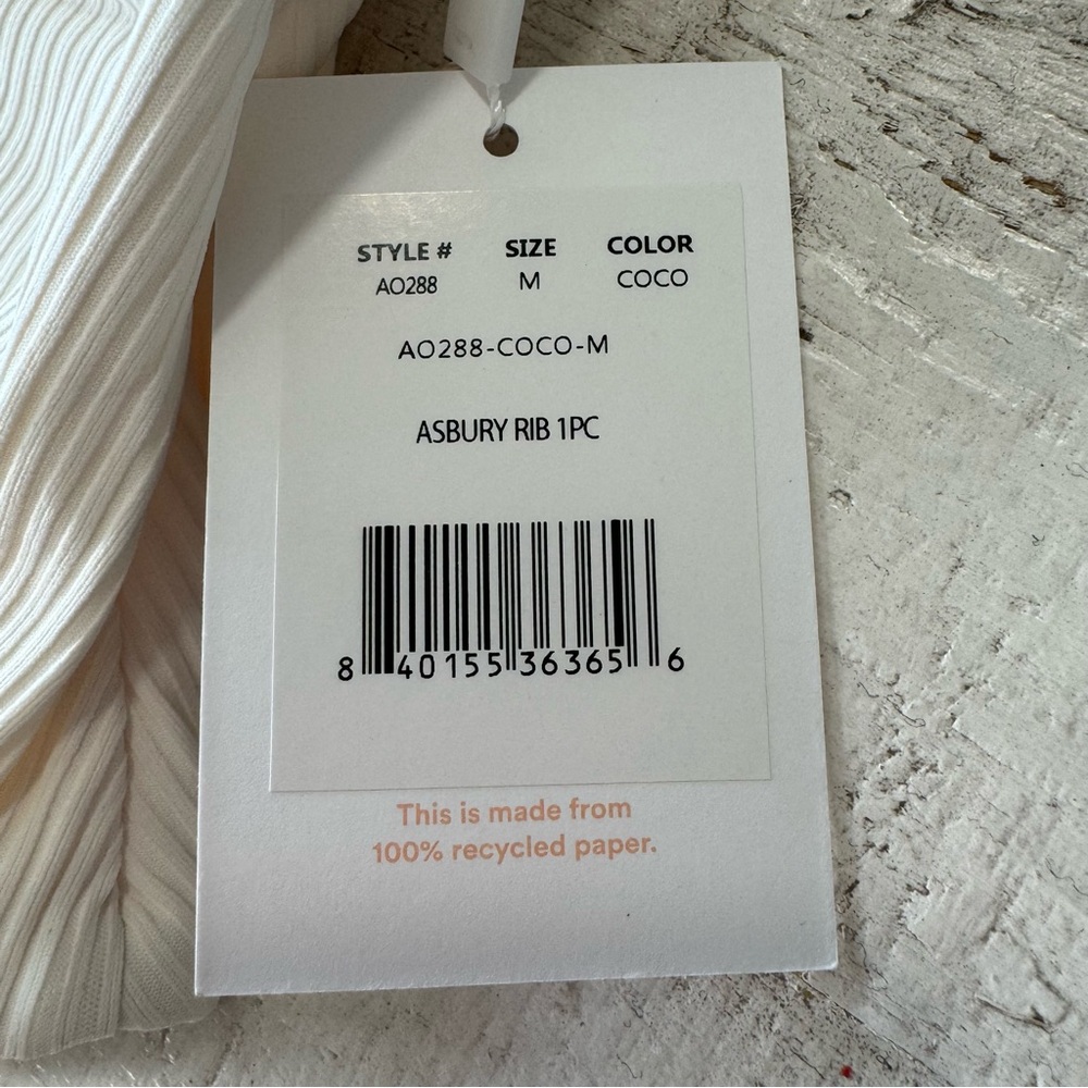 Andie Swim the Asbury Rib One Piece Swimsuit‎ NWT size Medium in Coco High Neck - Picture 4 of 9